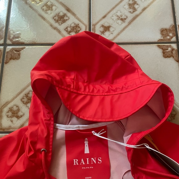 NWT Rains Brand Rain Coat - Picture 5 of 7